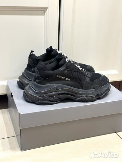 Кроссовки balenciaga triple s, оригинал