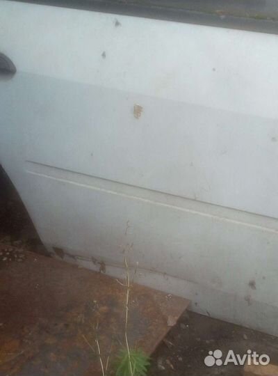 Дверь задняя правая renault logan 1