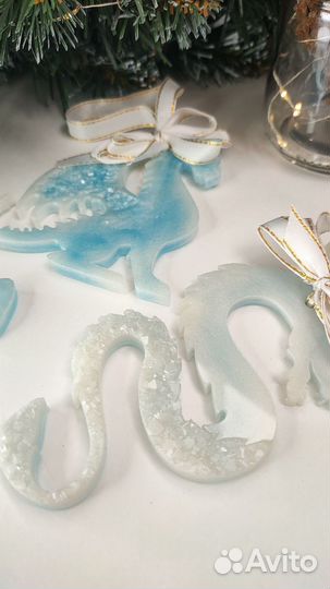 Новогодние игрушки из эпоксидной смолы