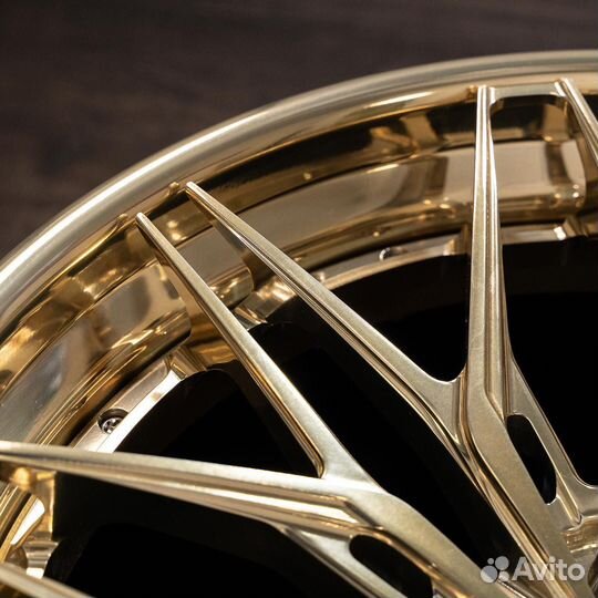 Кованые диски на Mercedes-Benz E-Class AMG R20