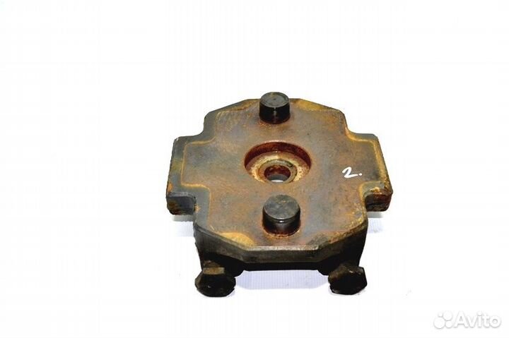 Клиновая проставка под рессору, ведущего моста, пр