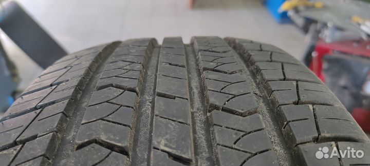 DoubleStar DSS02 235/55 R19 105V