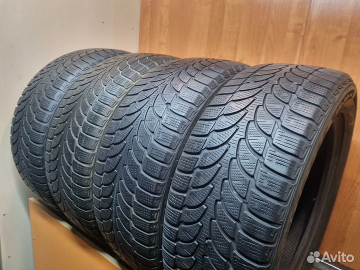 Bridgestone Blizzak LM-80 Evo 235/55 R18