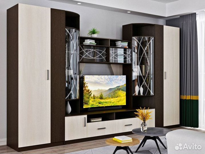 Распашной шкаф