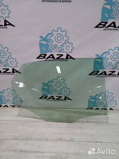 Стекло задней правой двери Volkswagen Polo 5