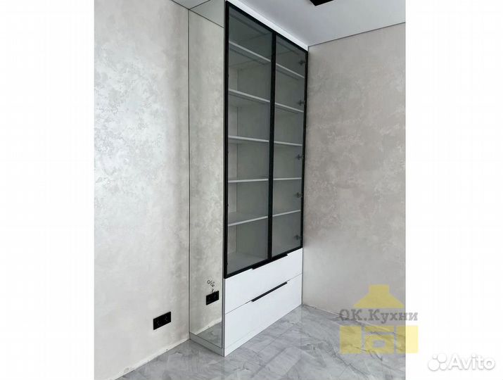 Встраиваемый шкаф