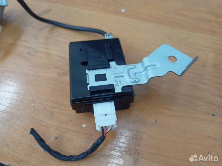 Антенна иммобилайзера Kia Mohave