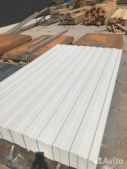 Профнастил C8 0,5. Белый