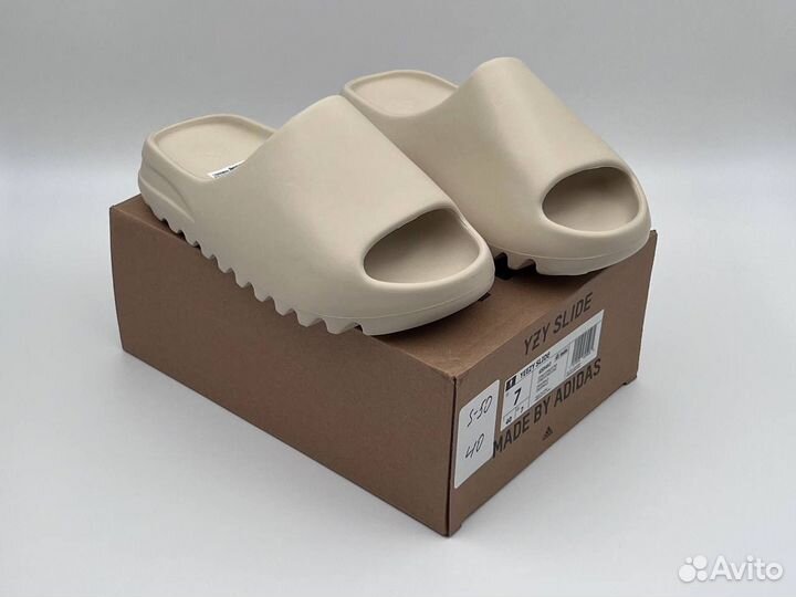 Тапки Yeezy Slide “Bone”