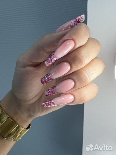 Маникюр,наращивание ногтей