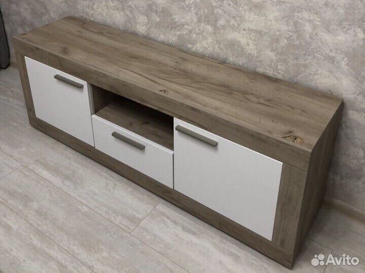 Тумба под телевизор
