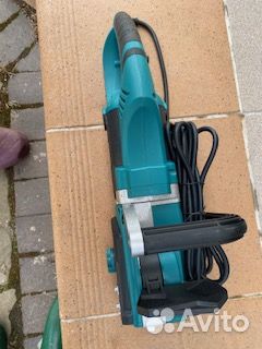 Электропила makita
