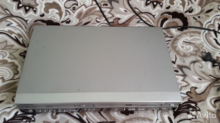 DVD/VHS-плеер Samsung sv-dvd240p