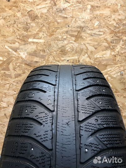 Bridgestone Ice Cruiser 7000 265/65 R17