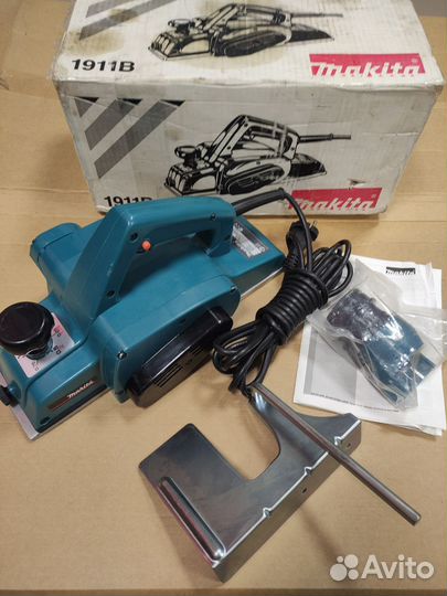 Рубанок makita 1911b