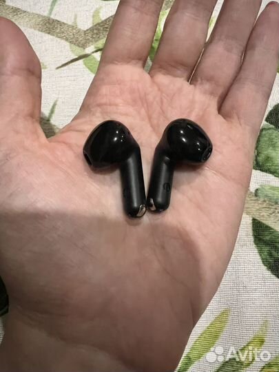 Беспроводнве наушники