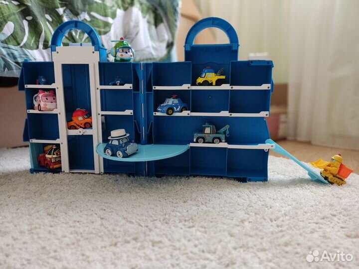 Машинки Робокар Поли и парковка