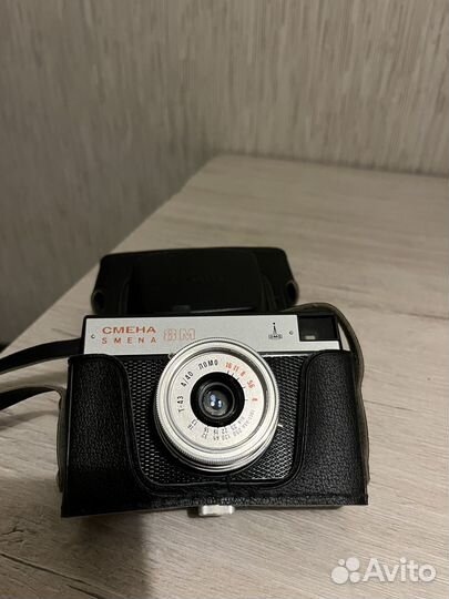 Плёночный фотоаппарат Смена 8М