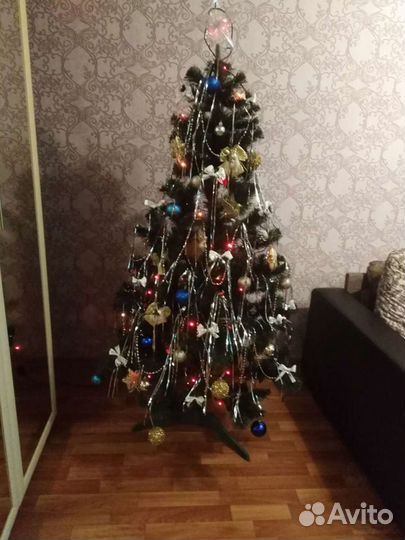 Елка искусственная