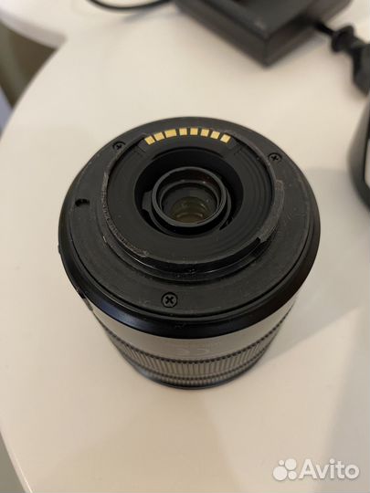 Цифровой фотоаппарат Samsung NX10