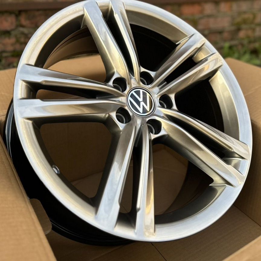 Литые диски Volkswagen 8×R18 5×112