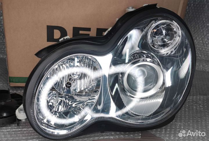 Фара Mercedes W203 ксенон