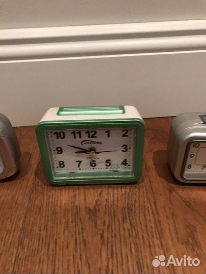 Часы Космос настольные