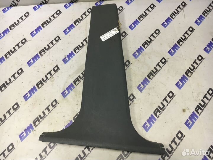 Накладка центральной стойки левая Форд Ц-Мах