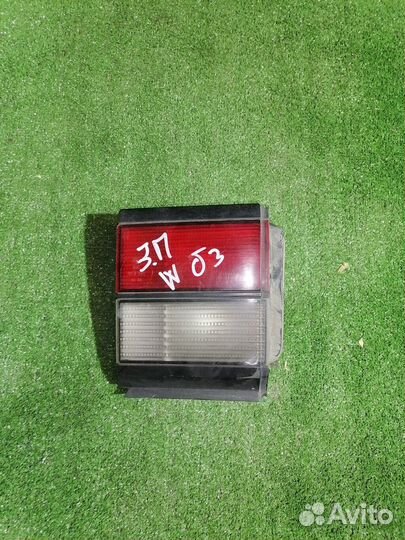 Фонарь задний внутренний правый Volkswagen Passat