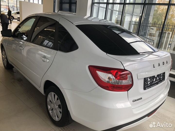 LADA Granta 1.6 МТ, 2023