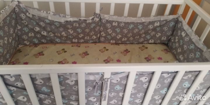 Детская кроватка