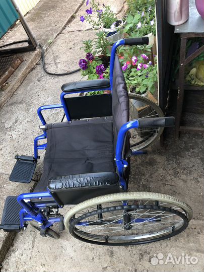 Инвалидная коляска