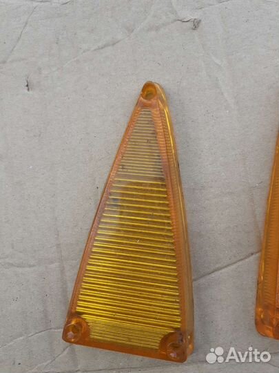 Стекло заднего фонаря 2 шт в наличии