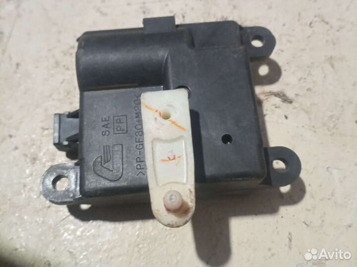 Мотор заслонки печки Nissan Qashqai 2013 J10