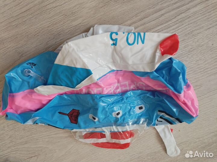 Надувные матрасы, игрушки