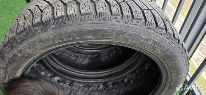 Michelin X-Ice North 4 225/45 R19