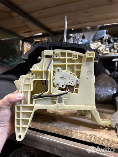 Кулиса селектор АКПП Kia Sorento 2 XM 2.4 G4KJ 2WD