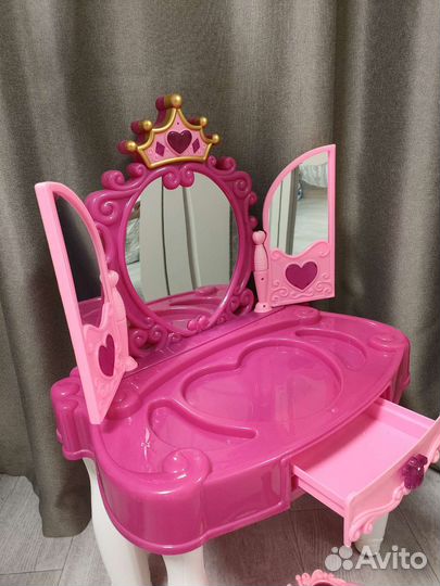 Детский столик