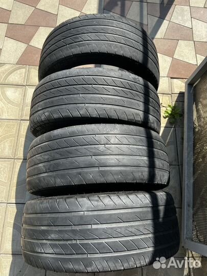 Ovation VI-388 215/45 R17 91W