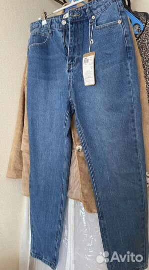 Джинсы новые