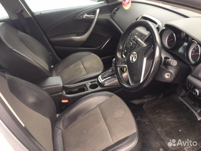 Разбор на запчасти Opel Astra J