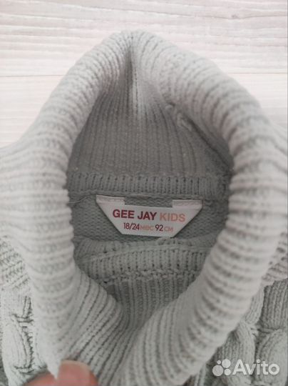 Свитер для девочки 92