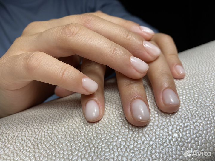 Маникюр, наращивание ногтей