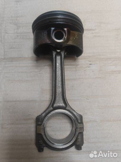 Поршень Opel Corsa D Z16LER 2008