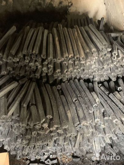 Древесный уголь брикетированный