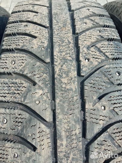Bridgestone Eager 215/70 R16