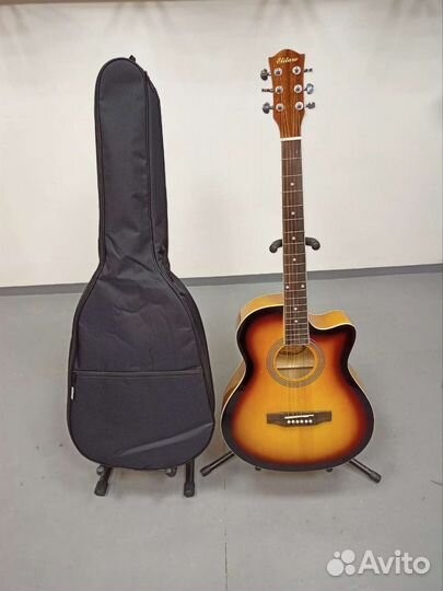 Акустическая гитара