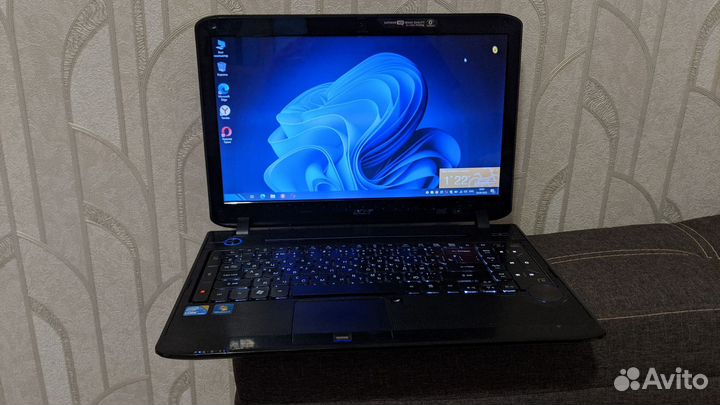 Ноутбук Acer Intel Core i3 / 6 Гб / Radeon 5650