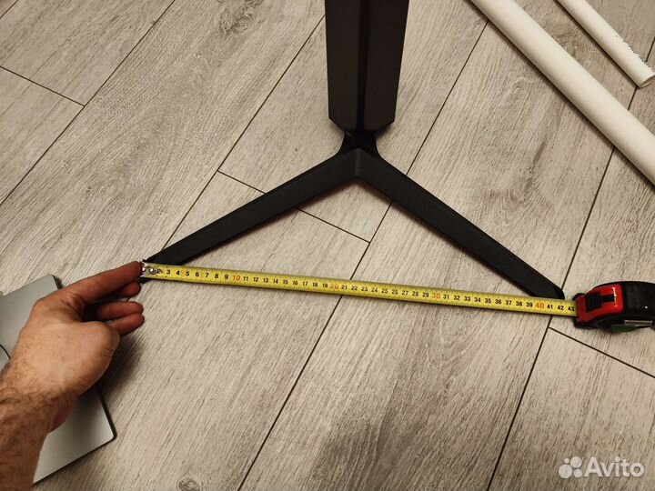 Ноги для мониторов / Кронштейны