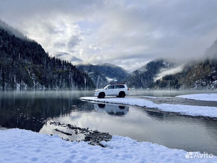 Премиум тур по Абхазии с гидом на Lexus LX570